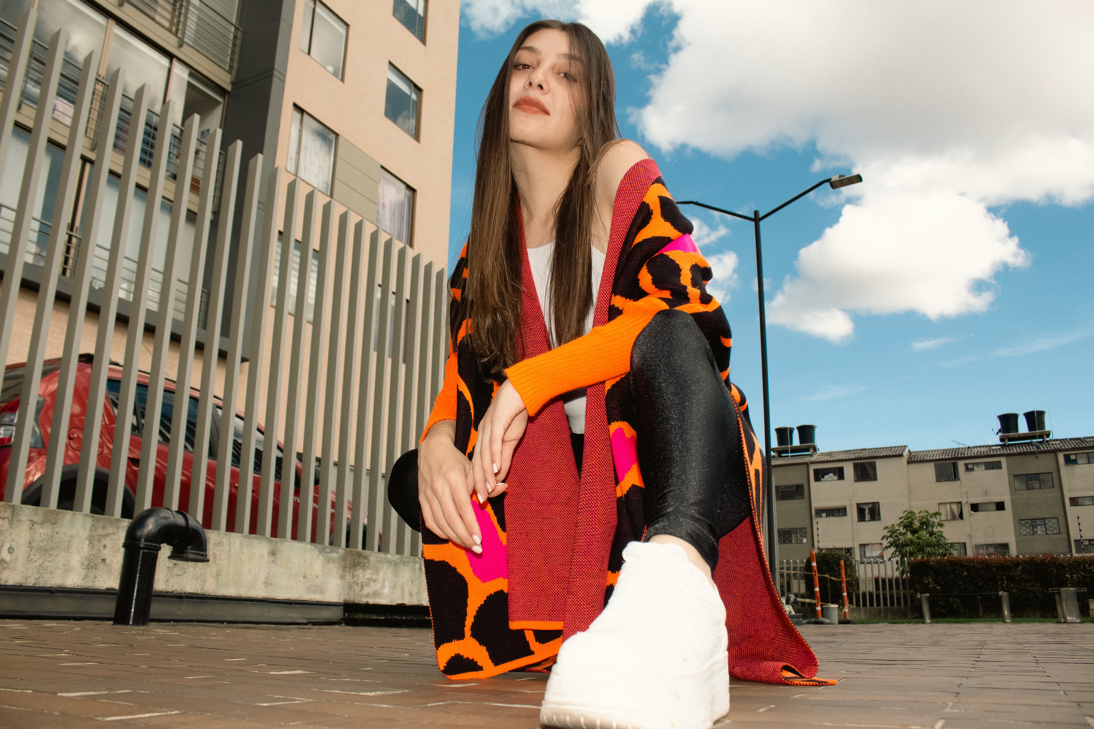 Cardigan Oversize Fuego Urbano - Estilo y Actitud para tu Look Urbano