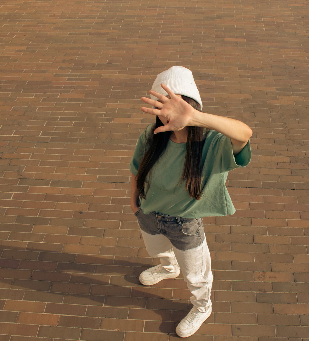 Camiseta Overlook Verde Botella – Estilo Urbano y Comodidad Oversized